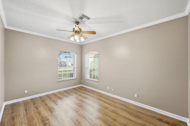 665 SW Sw Lake Charles Circle, Port St Lucie, FL 34986