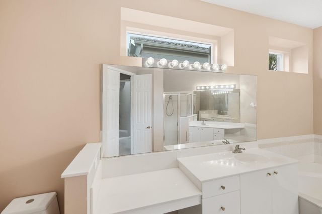 665 SW Sw Lake Charles Circle, Port St Lucie, FL 34986