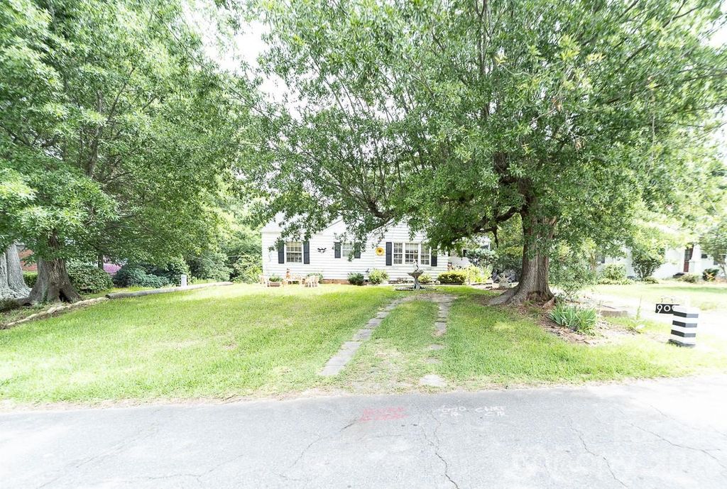 909 Drummond Avenue, Charlotte, NC 28205