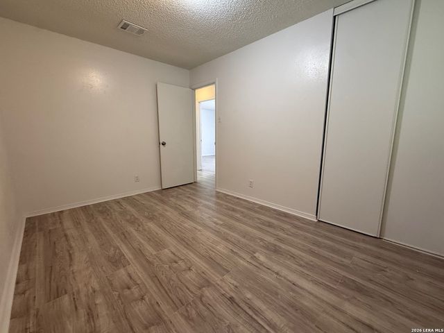 1318 BAYOU DR, San Antonio, TX 78245