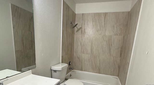 1318 BAYOU DR, San Antonio, TX 78245