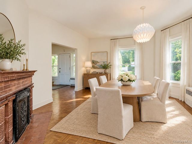 40 Prospect Avenue, Sea Cliff, NY 11579