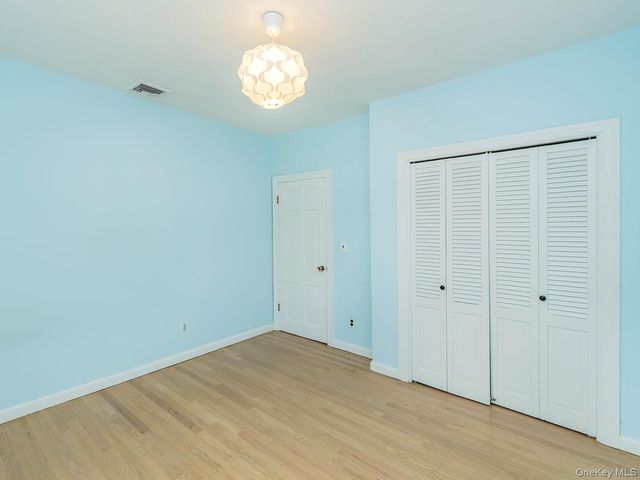40 Prospect Avenue, Sea Cliff, NY 11579