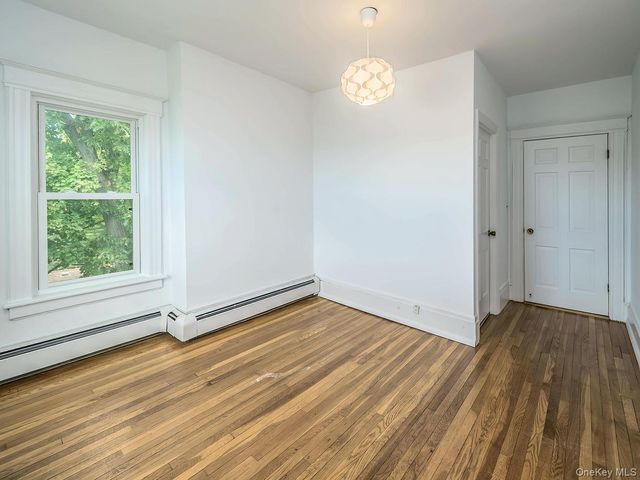 40 Prospect Avenue, Sea Cliff, NY 11579