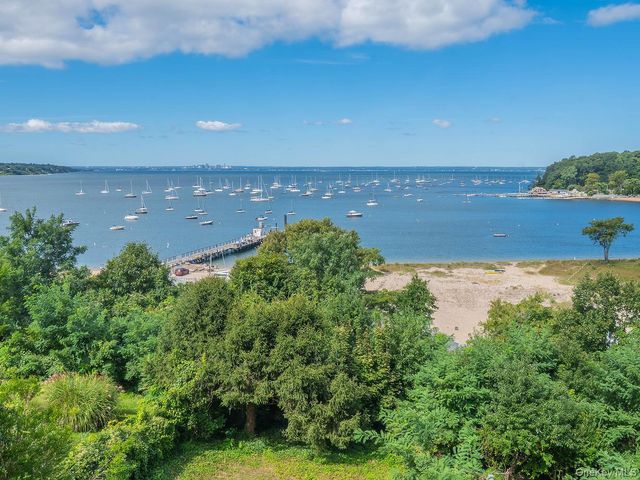 40 Prospect Avenue, Sea Cliff, NY 11579