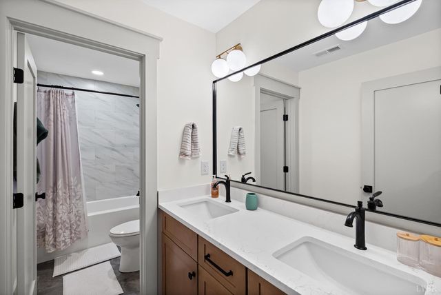 3476 Ivylink Place, Lynchburg, VA 24503