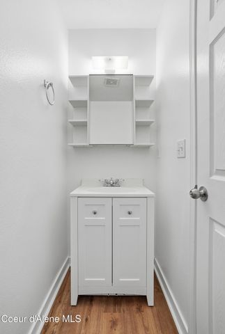 1017 E 29th Ave, Spokane, WA 99203