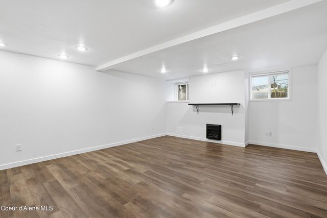 1017 E 29th Ave, Spokane, WA 99203