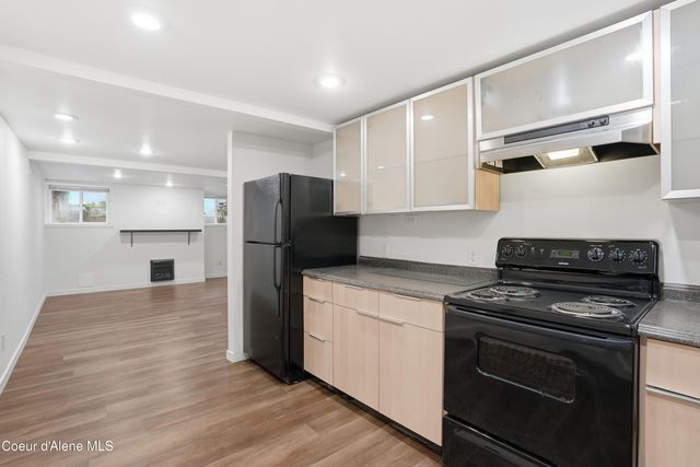 1017 E 29th Ave, Spokane, WA 99203