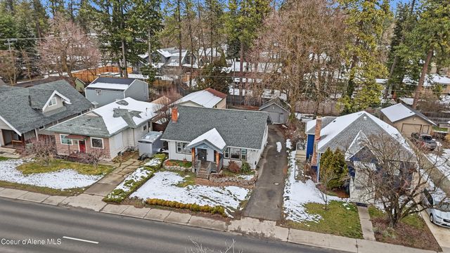 1017 E 29th Ave, Spokane, WA 99203