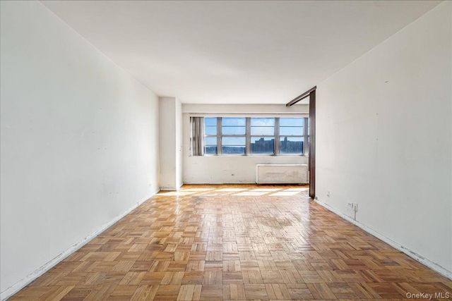 102-30 66th Road 16G, Forest Hills, NY 11375