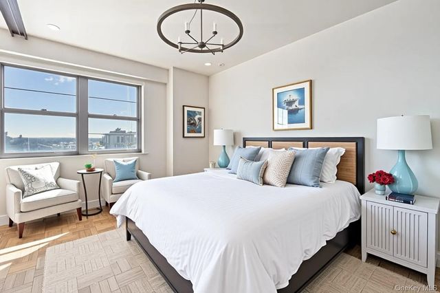 102-30 66th Road 16G, Forest Hills, NY 11375