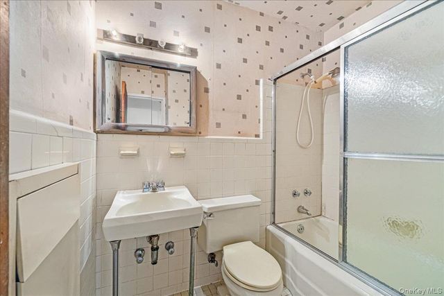 102-30 66th Road 16G, Forest Hills, NY 11375