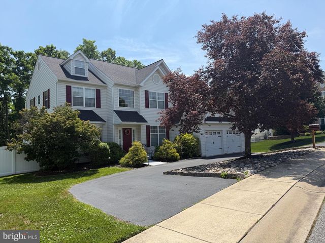 112 SPRING VALLEY WAY, Aston, PA 19014