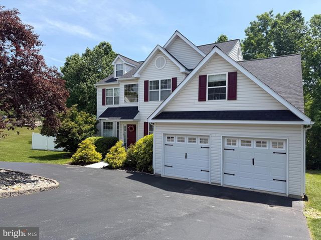 112 SPRING VALLEY WAY, Aston, PA 19014