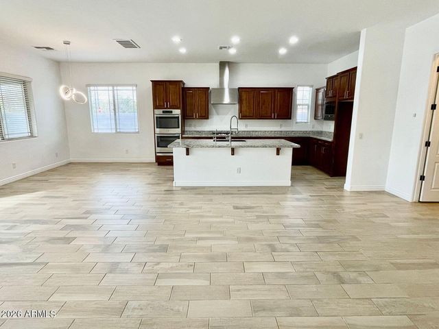 3199 E MAHOGANY Place, Chandler, AZ 85249