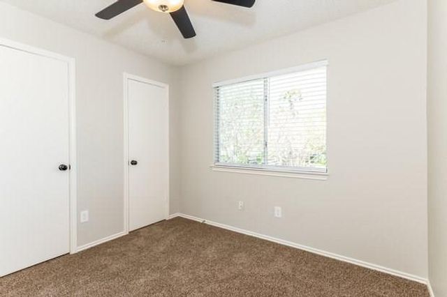 2002 Hickory Glen Drive, Missouri City, TX 77489