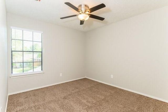 2002 Hickory Glen Drive, Missouri City, TX 77489