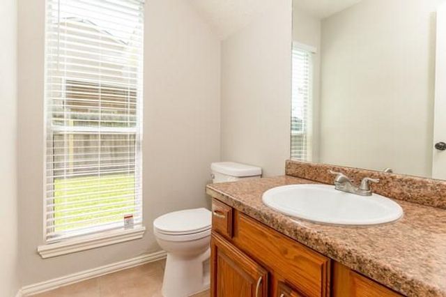 2002 Hickory Glen Drive, Missouri City, TX 77489