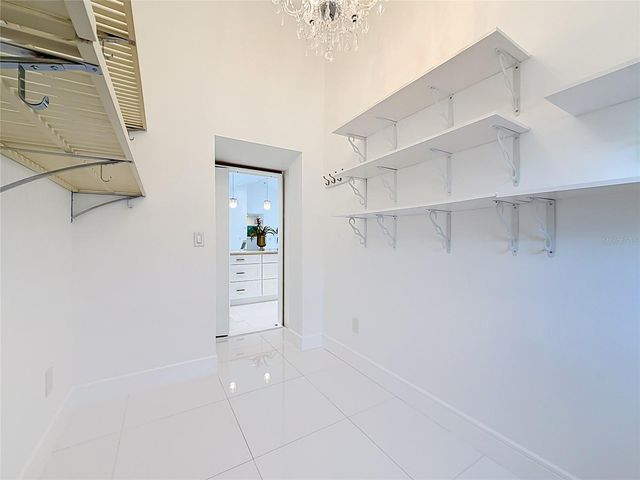 324 LEEWARD ISLAND, Clearwater Beach, FL 33767