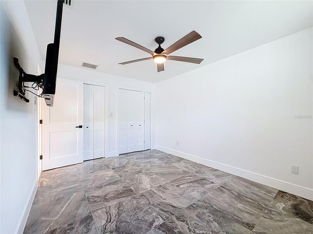 324 LEEWARD ISLAND, Clearwater Beach, FL 33767