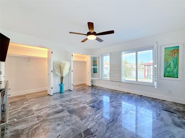324 LEEWARD ISLAND, Clearwater Beach, FL 33767
