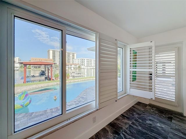 324 LEEWARD ISLAND, Clearwater Beach, FL 33767