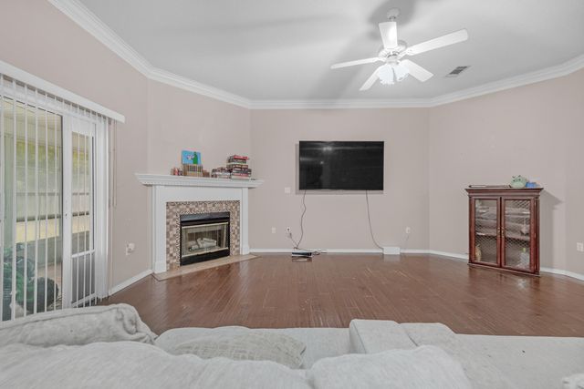 664 Brunson Street, Crestview, FL 32536