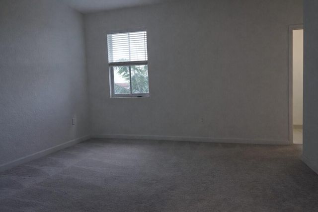 11833 NW 47th Manor, Coral Springs, FL 33076