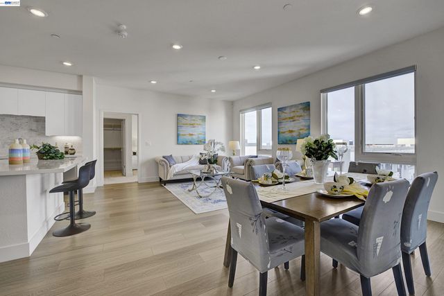 3512 Vision Cmn 401, Fremont, CA 94538