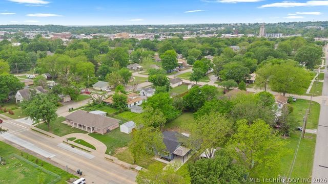 619 N Florence Avenue, Claremore, OK 74017