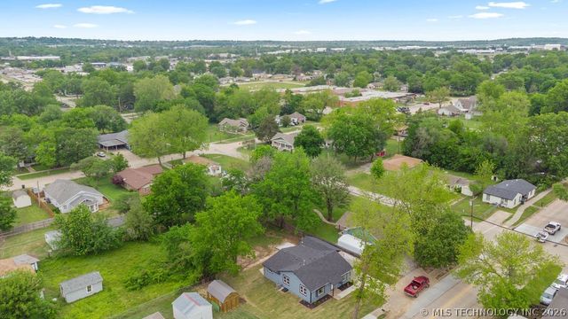 619 N Florence Avenue, Claremore, OK 74017