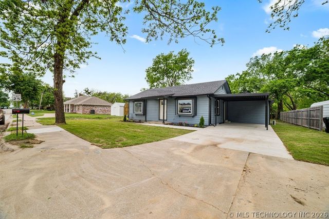 619 N Florence Avenue, Claremore, OK 74017