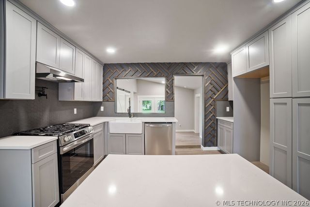 619 N Florence Avenue, Claremore, OK 74017