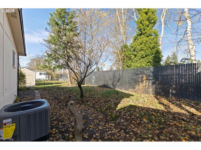 1901 Se MINTER BRIDGE Rd 20, Hillsboro, OR 97123