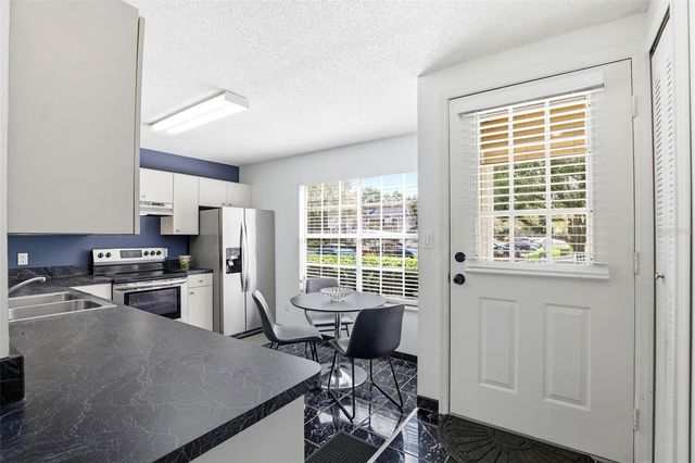 6010 SCOTCHWOOD GLEN 111, Orlando, FL 32822