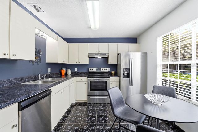 6010 SCOTCHWOOD GLEN 111, Orlando, FL 32822