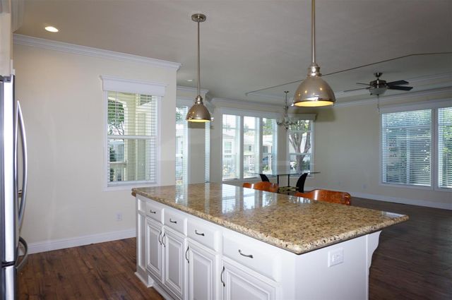 1050 Borregas Avenue 8, Sunnyvale, CA 94089