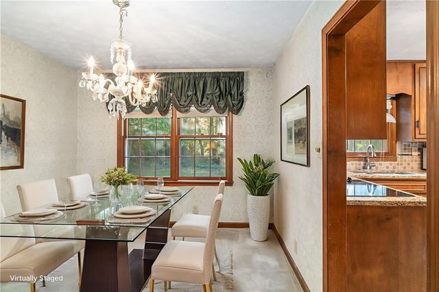 2252 Valley Creek Circle, Snellville, GA 30078