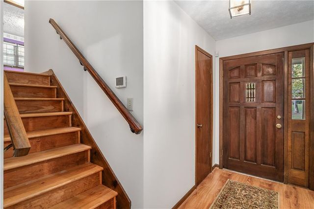 2252 Valley Creek Circle, Snellville, GA 30078