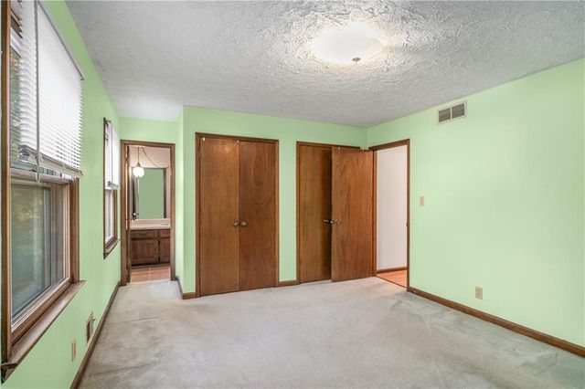 2252 Valley Creek Circle, Snellville, GA 30078