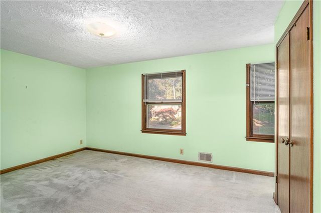 2252 Valley Creek Circle, Snellville, GA 30078