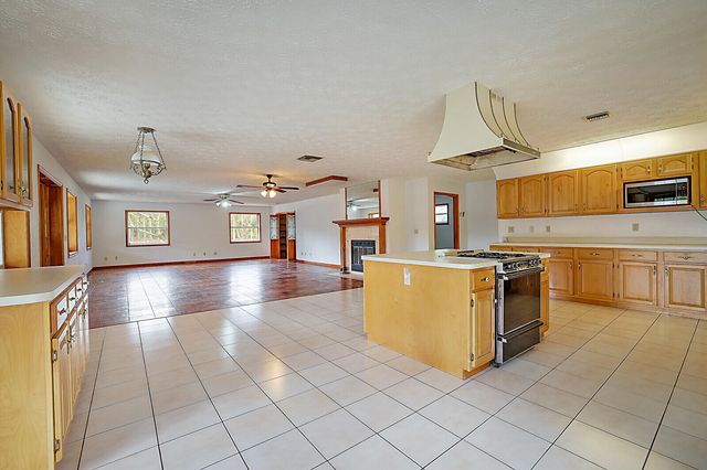 3680 Learwood Drive, Loxahatchee, FL 33470