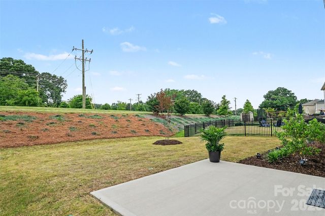 115 Vaquaro Drive, Mooresville, NC 28115