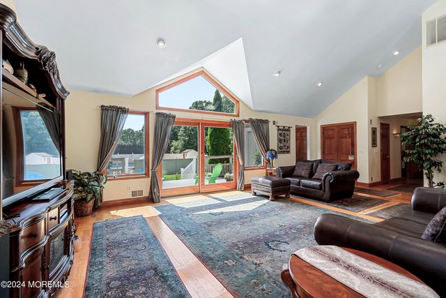 3134 Quarry Road, Manchester, NJ 08759