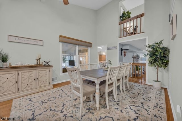 5 Walnut Grove Rd, Hillsborough Twp., NJ 08844