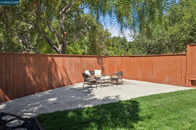 4966 Bayleaf Ct, Martinez, CA 94553