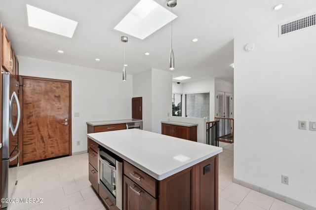 1979 E Campbell Terrace, Tucson, AZ 85718