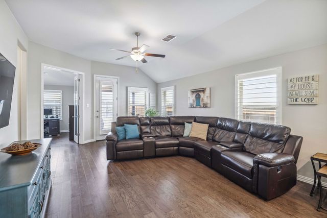 1732 Wassel Road, Fort Worth, TX 76052