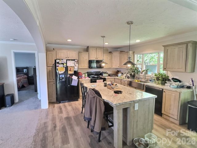 610 Deal Street S, Landis, NC 28088